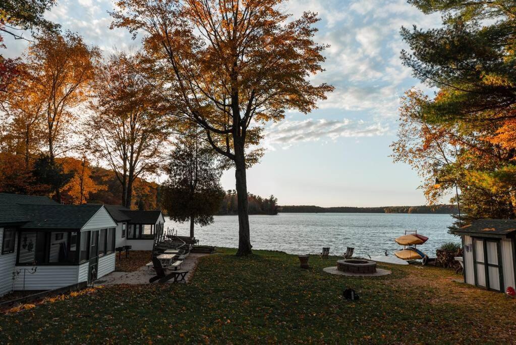 Big Blue Lake Cottages, Llc - Cottage #5 Holton Exterior photo